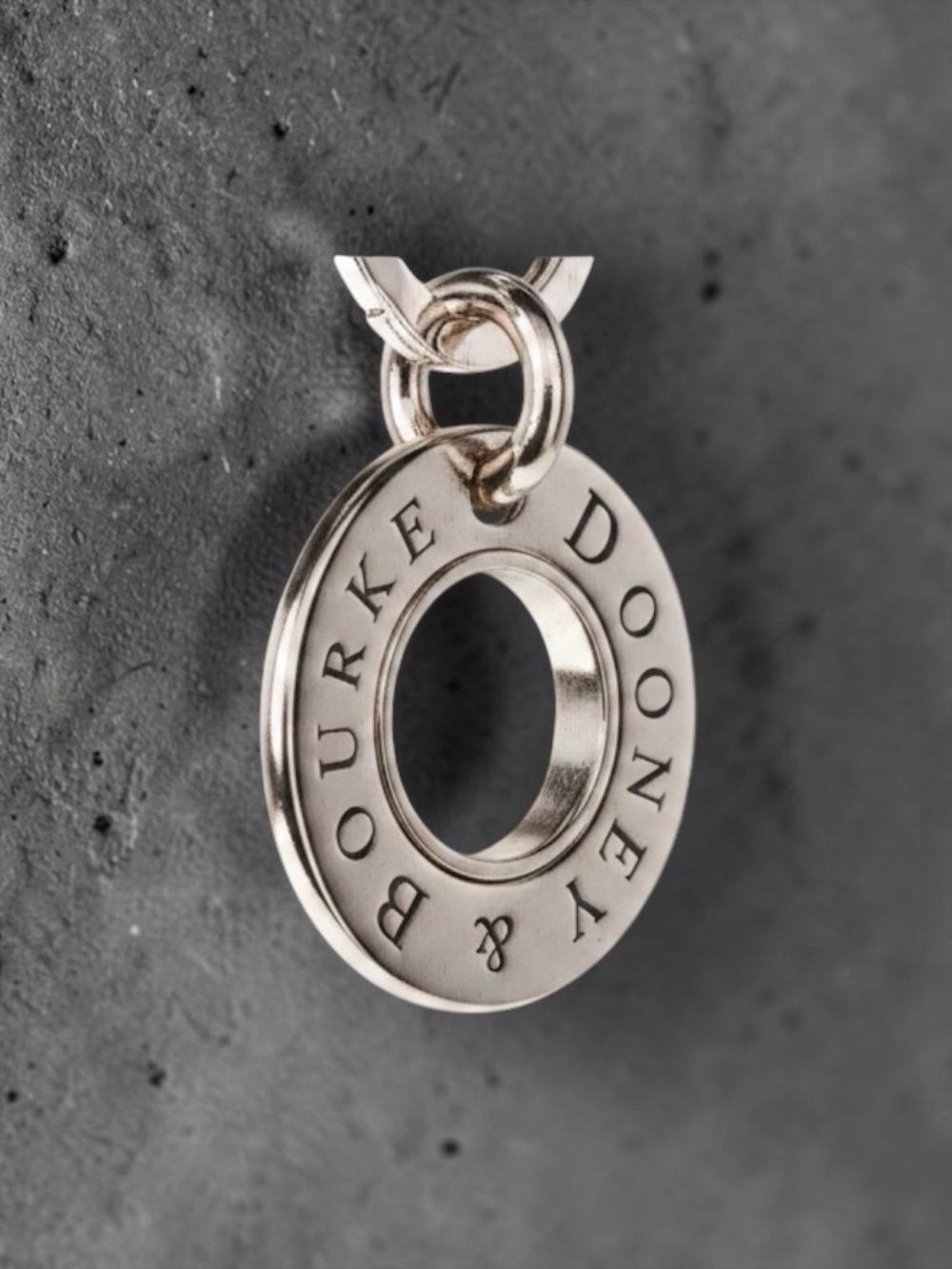 NWOT Dooney & Bourke Logo Keychain / Bag Charm in Silver-Tone Metal - Picture 9 of 9